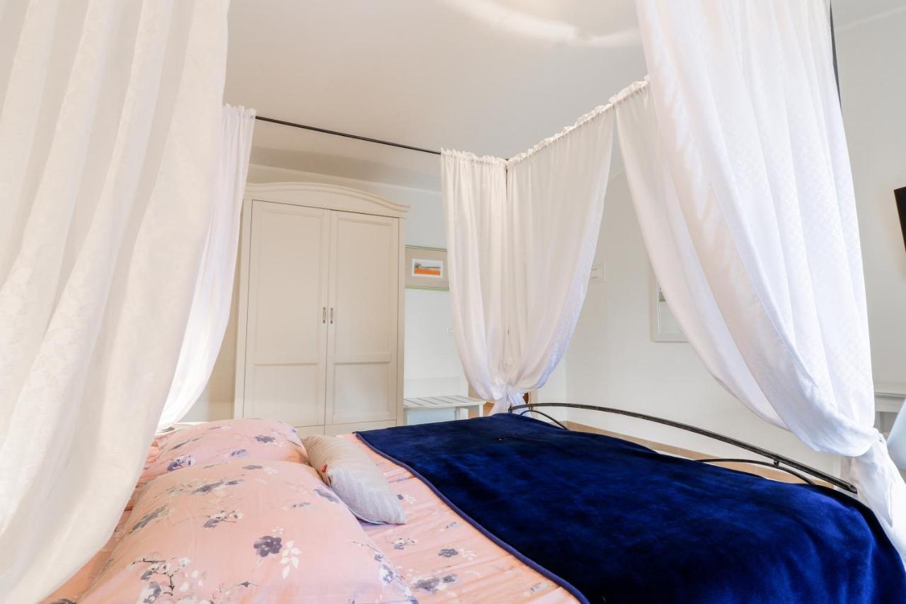 Bed & Breakfast Kastel Zbandaj Bagian luar foto